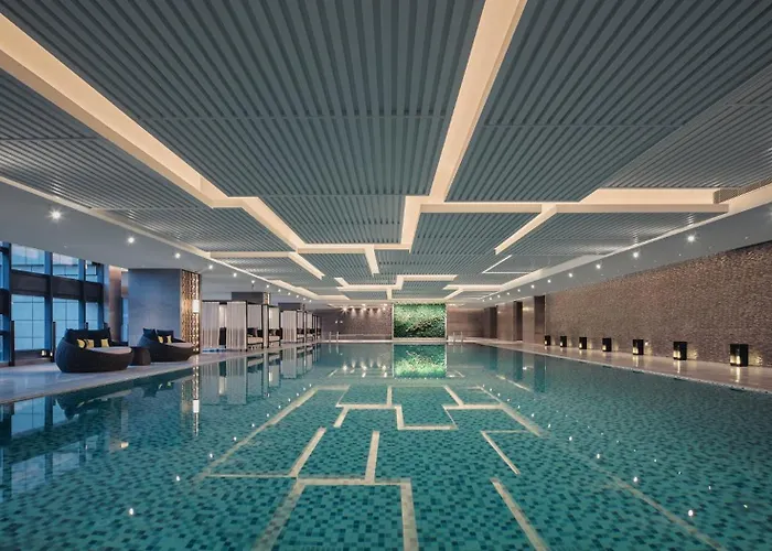 Holiday Inn & Suites Kunshan Huaqiao By Ihg - F1 Racing Preferred Hotel
